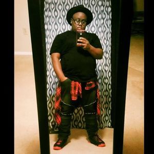 Meet your Posher, Dion